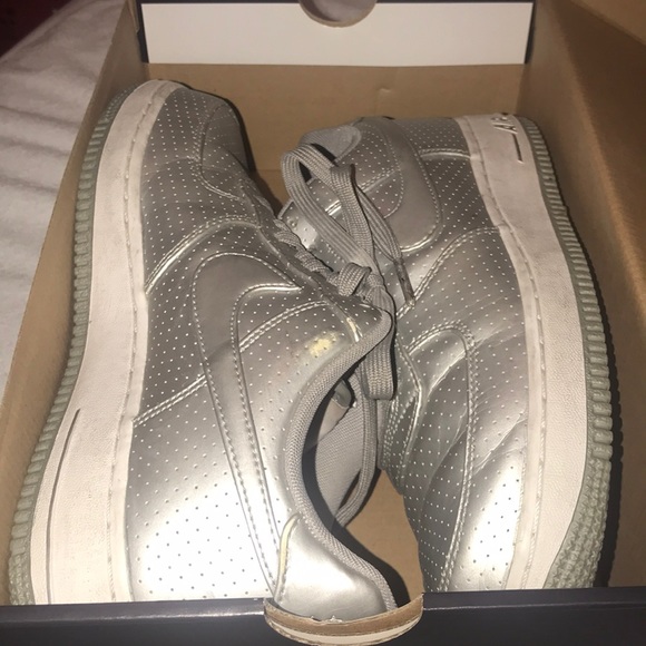 Air Force - Picture 1 of 3